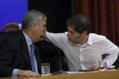 Julio De Vido: "Vamos a analizar qui�nes pueden tener una tarifa sin subsidio y se lo vamos a ir quitando"