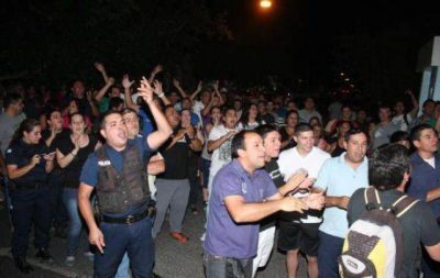 Aunque hubo acuerdos, siguen los reclamos policiales en varias provincias