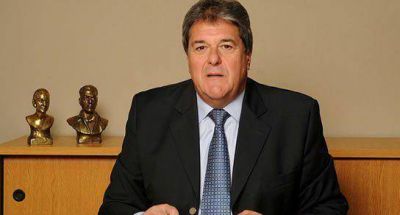 "La Polic�a debe deponer su actitud y cuidar a los ciudadanos"