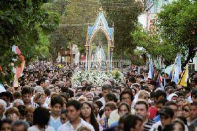 La Virgen del Valle, acompa�ada de su pueblo en la sagrada Procesi�n