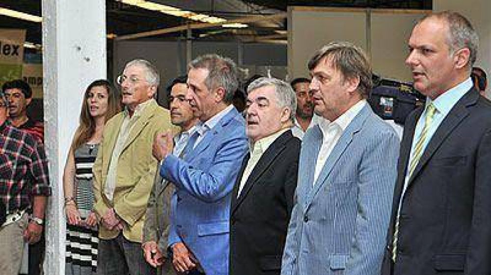 Buzzi y Das Neves juntos en la 78� Exposici�n Rural de Trelew