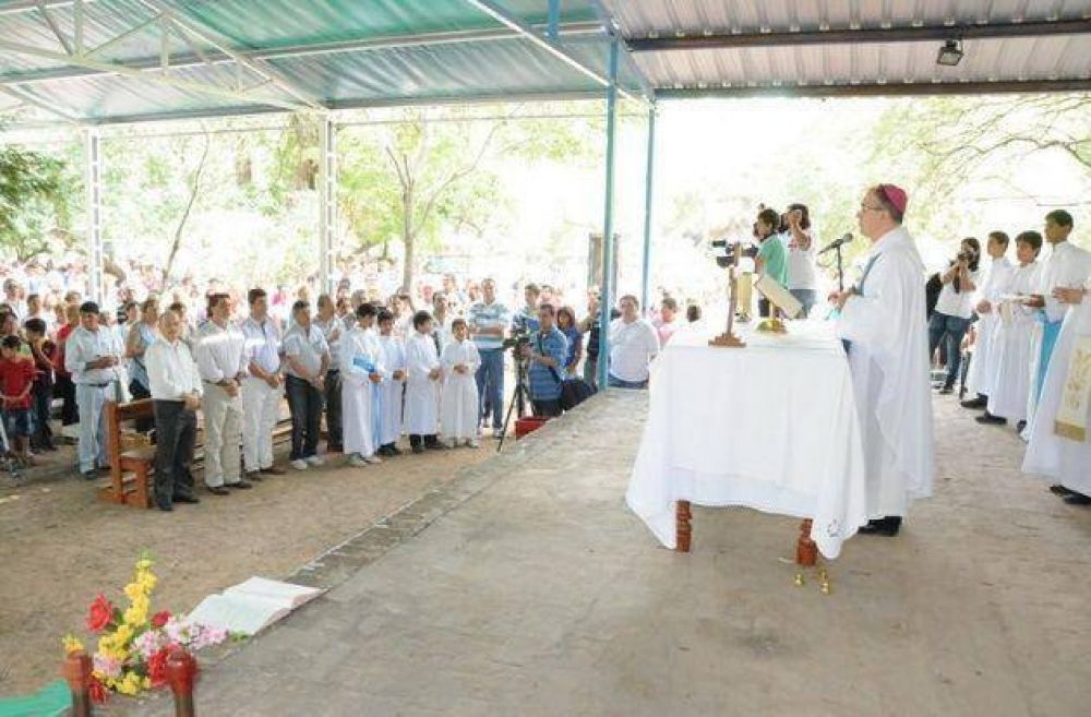 Junto a unos 20.000 fieles, Bacileff Ivanoff y Capitanich honraron a la Inmaculada Concepci�n