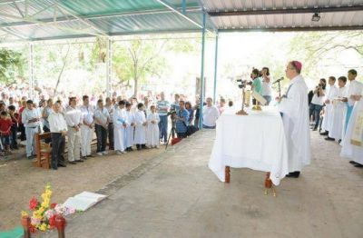 Junto a unos 20.000 fieles, Bacileff Ivanoff y Capitanich honraron a la Inmaculada Concepci�n