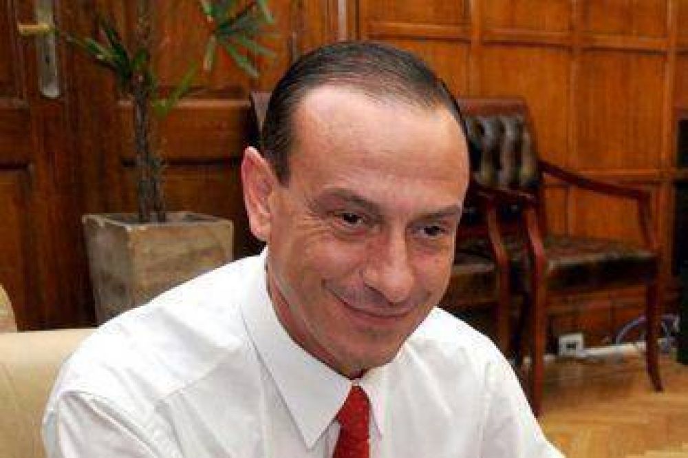 Arrieta deja el Gabinete y vuelve a Ca�uelas