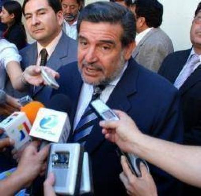 Beder advirti� que no tolerar� ninguna otra huelga de estatales