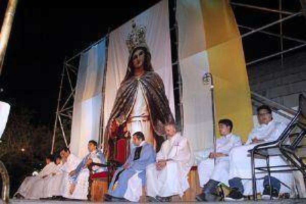 M�s de 7000 personas veneraron a la Inmaculada Concepci�n