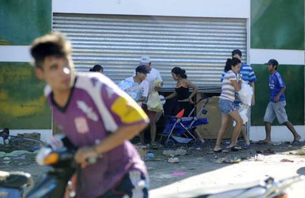 Hay patrullajes especiales ante eventuales saqueos a supermercados locales
