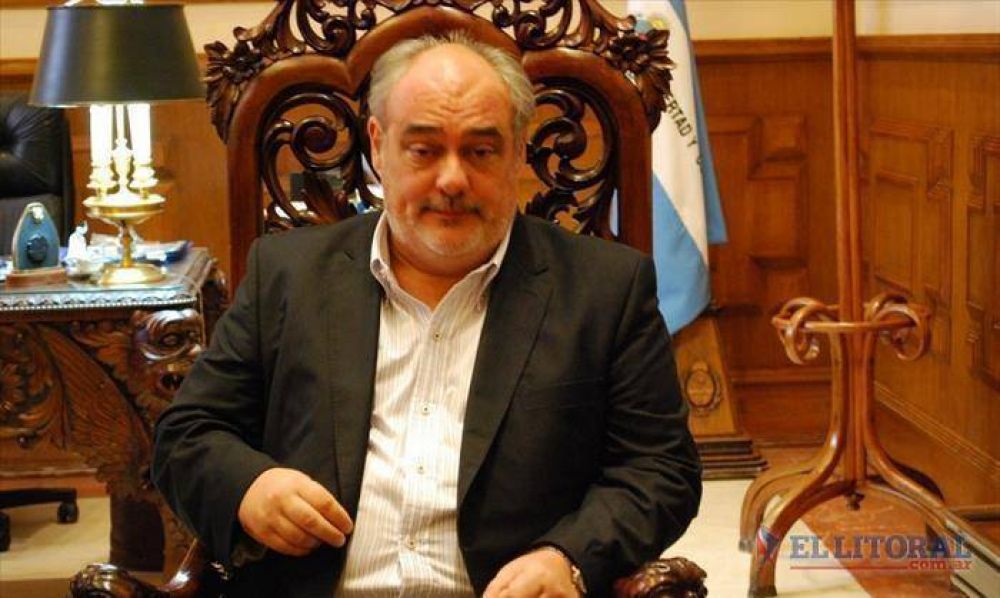 En medio de un caldeado ambiente pol�tico, Colombi y R�os se alistan para la asunci�n