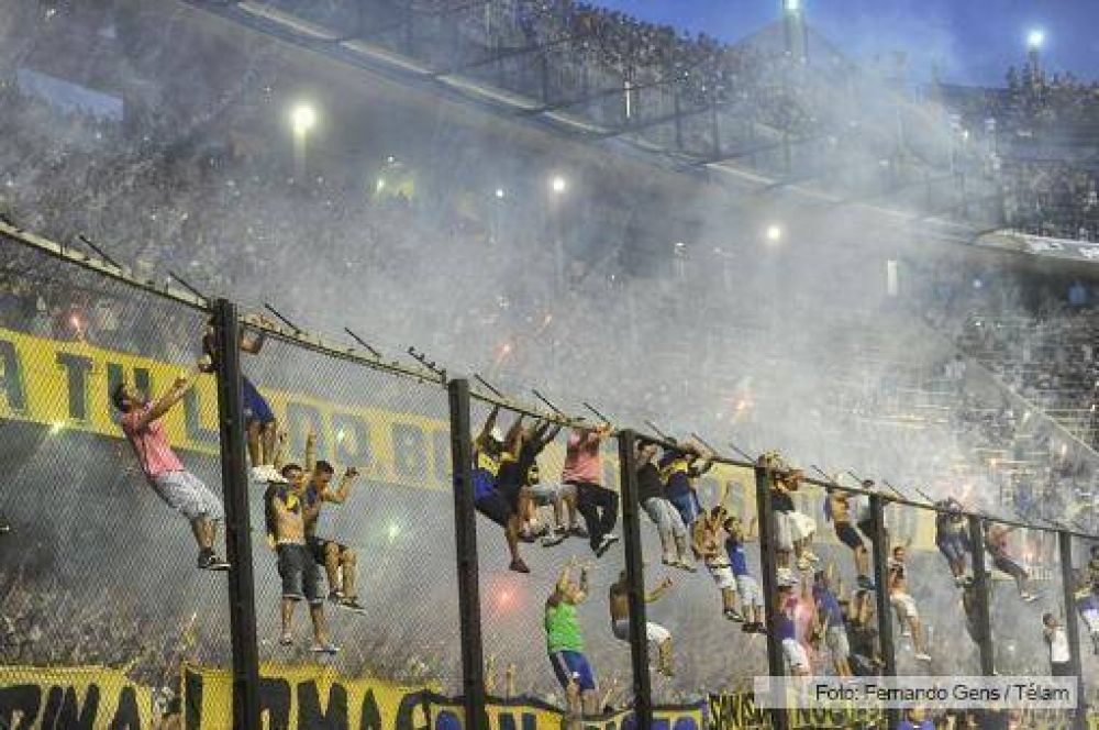 Le iniciaron un sumario a Boca por el ingreso de pirotecnia al estadio