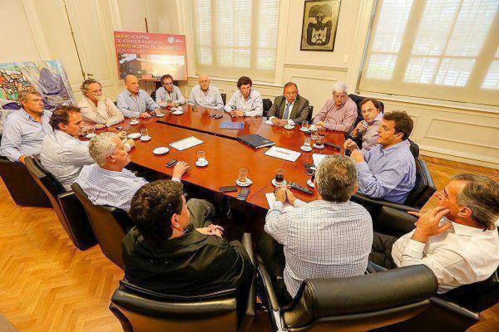 Massa: �El que saquea es un ladr�n�