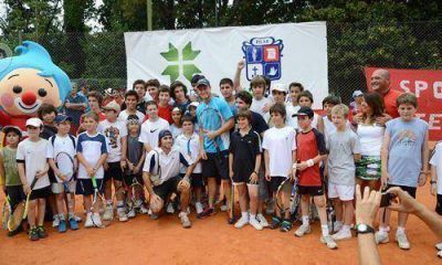 Lleyton Hewitt dict� c�tedra en Pilar