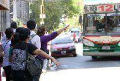 Colectivos reanudar�n el servicio este martes