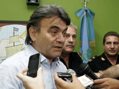 Mesa de trabajo conjunta ante el reclamo de la Polic�a