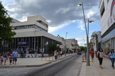 Est�n habilitadas las veredas ensanchadas de la calle San Mart�n