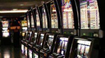 Empleados del Casino reclaman adicional