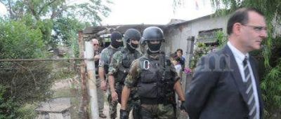 Se entregaron dos pr�fugos por el crimen de Serena Mart�nez