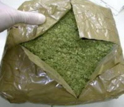 Incautaron m�s de 200 panes de marihuana en Ruiz de Montoya