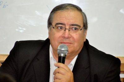 �Los polic�as se comportan como el brazo armado que extorsiona a la democracia�