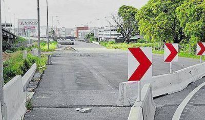 Comenz� extensi�n de la autopista Illia