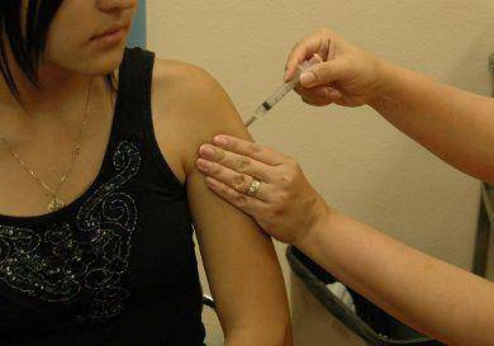 Vacunacin gratuita contra la Hepatitis B