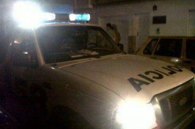Sorprenden a j�venes robando en San Pedrito