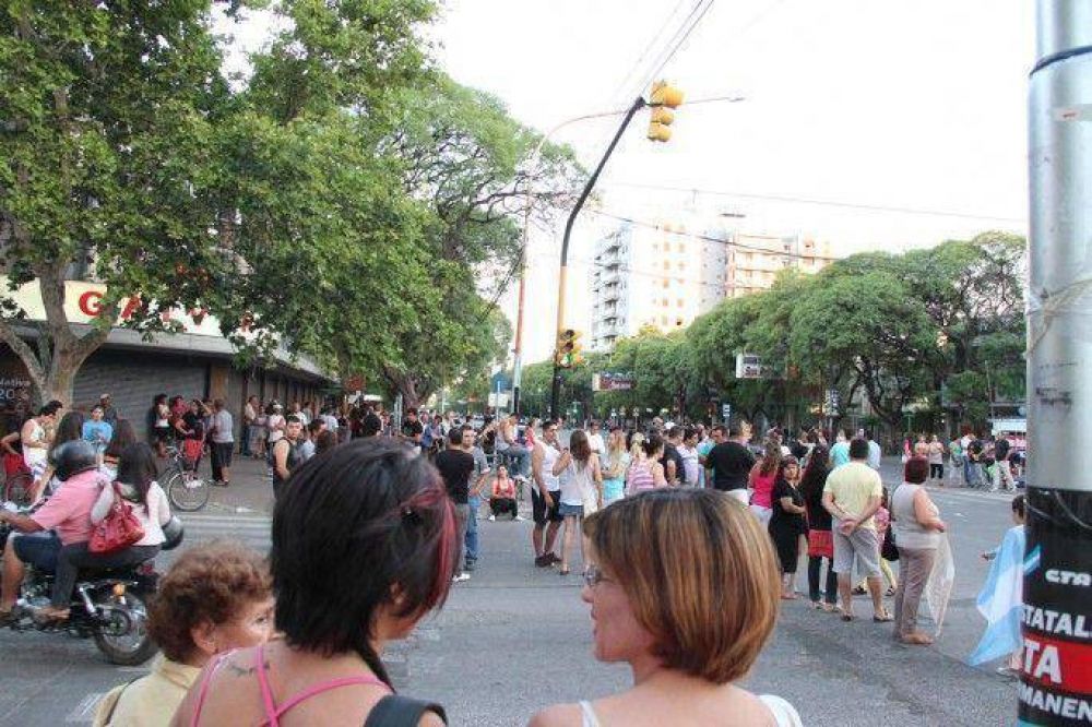 San Rafael: tibio malestar policial en la ciudad y comercios cerrados por precauci�n