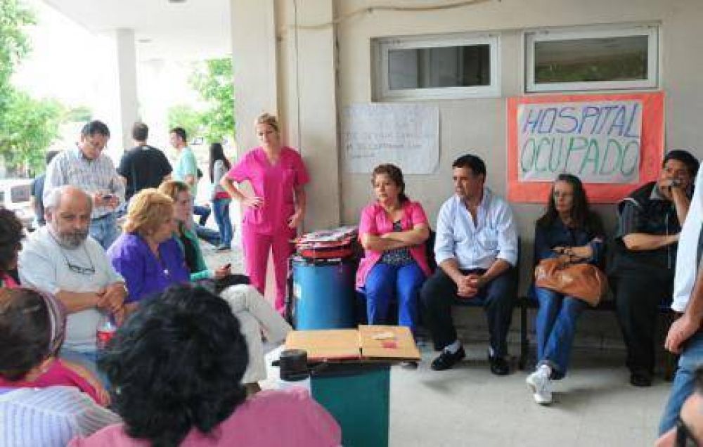 El paro de empleados p�blicos incluye a los hospitales cordobeses