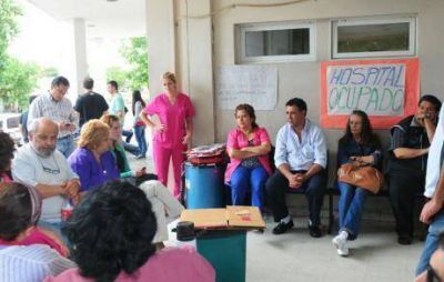 El paro de empleados p�blicos incluye a los hospitales cordobeses