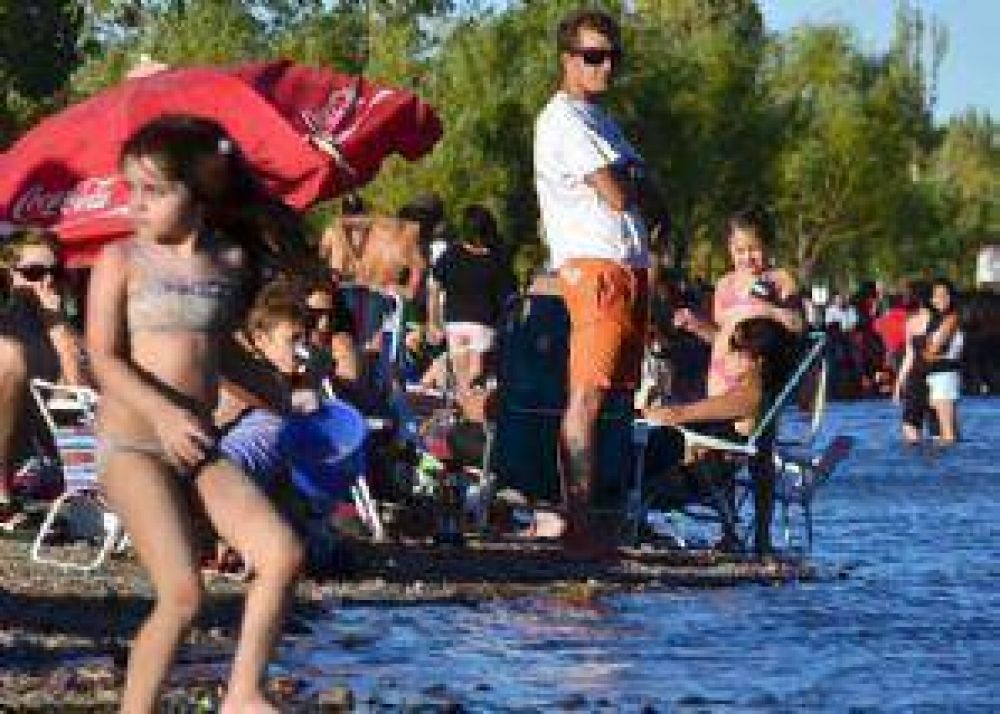Piden mayor seguridad en el balneario Limay