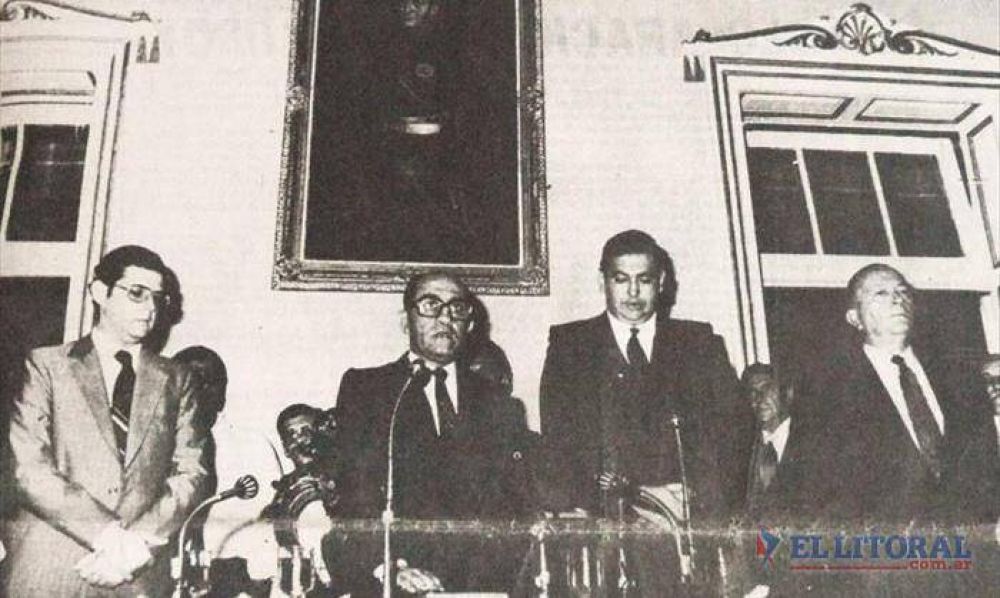 �Con la democracia dimos un primer paso que ya se convirti� en una marcha�