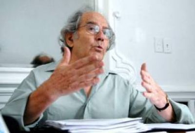 P�rez Esquivel cuenta por qu� no ir� al acto por los 30 a�os de Democracia