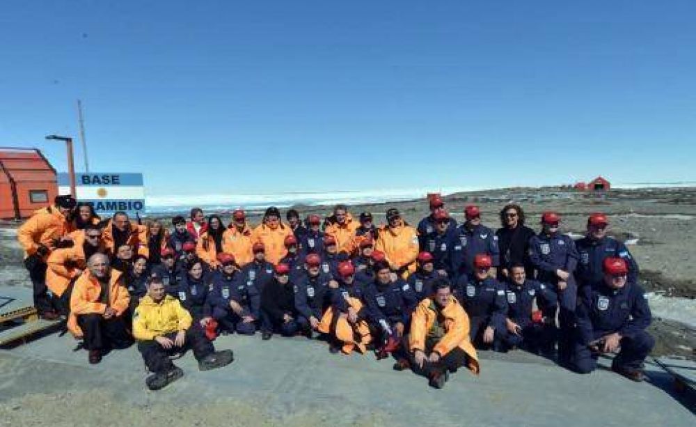 La Argentina profundiza su presencia en la Antrtida, sumando una nueva base permanente