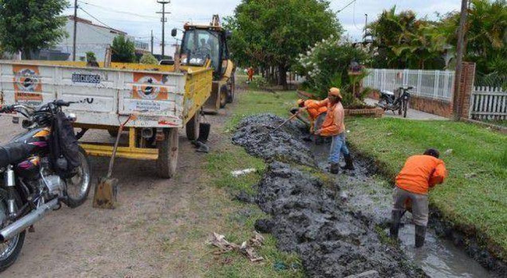 El municipio trabaja en la adecuaci�n de desag�es