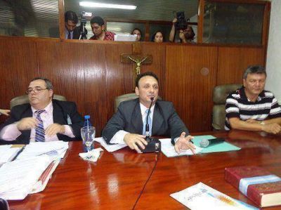 Juraron los ediles en San Mart�n y Perrella volvi� a la presidencia