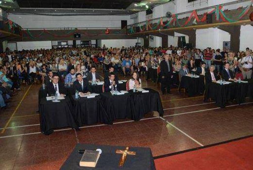 Asumieron los nuevos concejales de Ituzaing� y Nadal retuvo la Presidencia