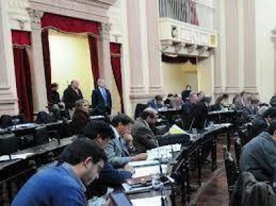 Diputados aprobaron la creaci�n de la Universidad Provincial de la Administraci�n Publica