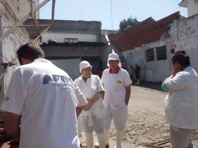 Marea Roja: AFIP detect� evasi�n de 2,6 millones en el sector pesquero y secuestr� 15 toneladas de pescado