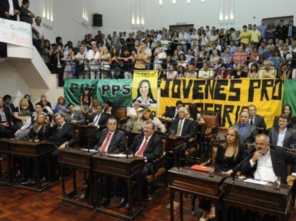 Sin el oficialismo, se votaron las comisiones en el Concejo Municipal