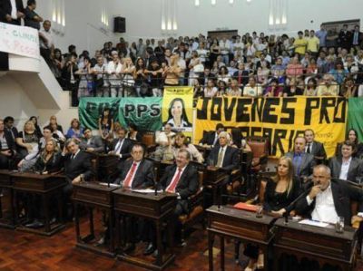 Sin el oficialismo, se votaron las comisiones en el Concejo Municipal