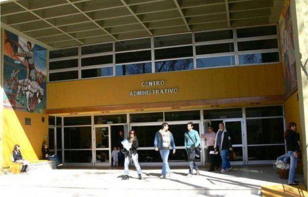 Este jueves asumen nuevos funcionarios en el Gabinete provincial