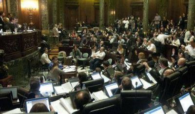 La Legislatura aprob� Ley de �tica P�blica
