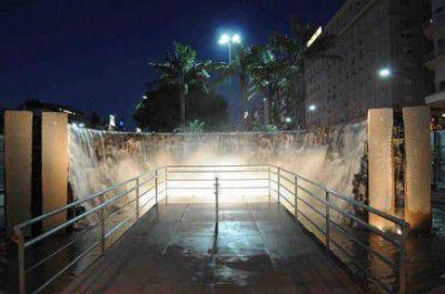 Las Cataratas del Iguaz� en el centro porte�o