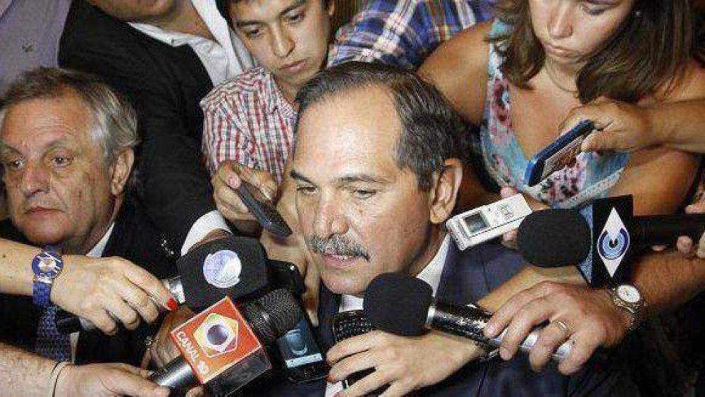 �La provincia vivi� una verdadera extorsi�n por parte de las fuerzas policiales�