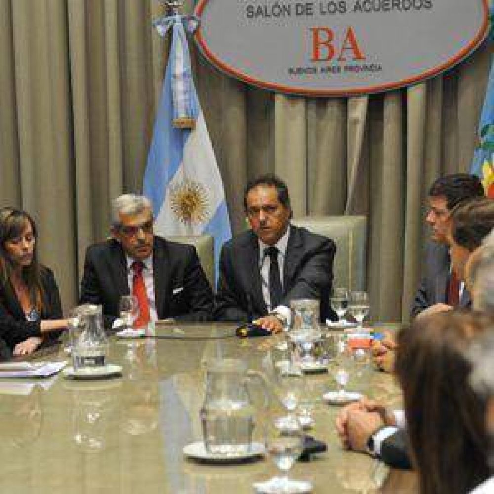 Scioli y un circo que tambi�n lleg� a La Plata