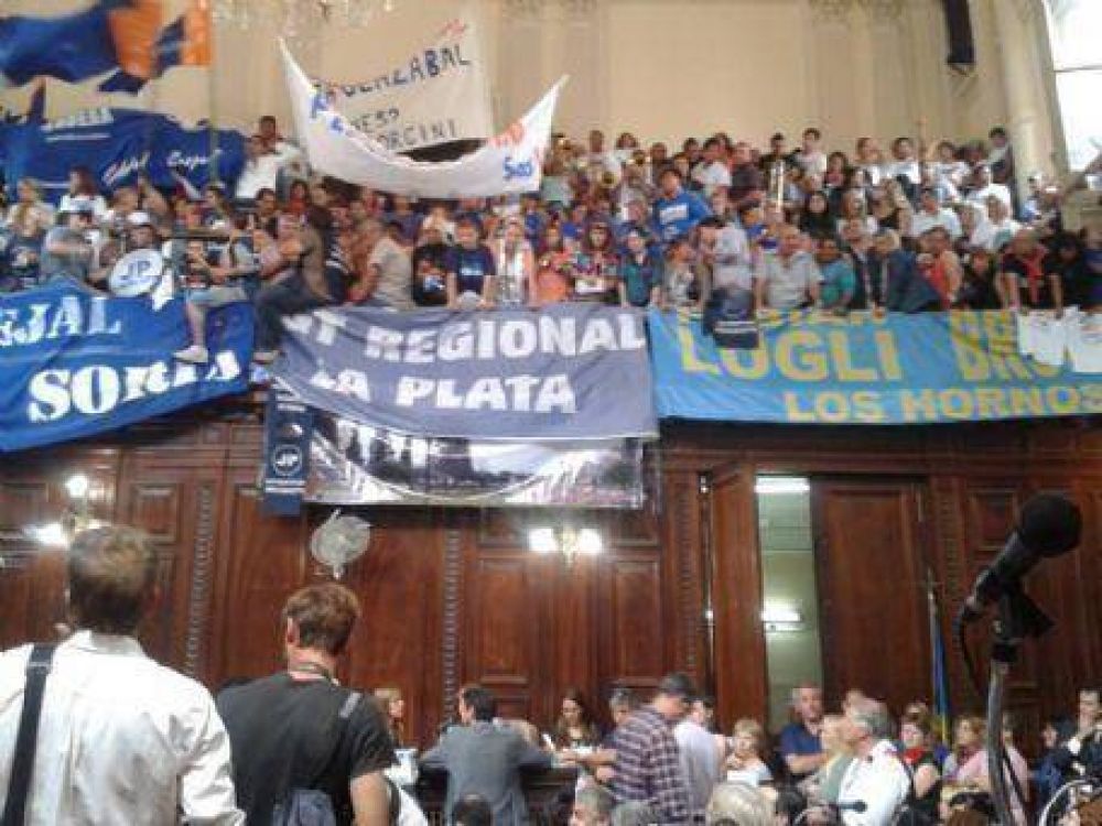 Contin�a la pol�mica en el Concejo: Denuncian que el kirchnerismo est� operando con el massismo