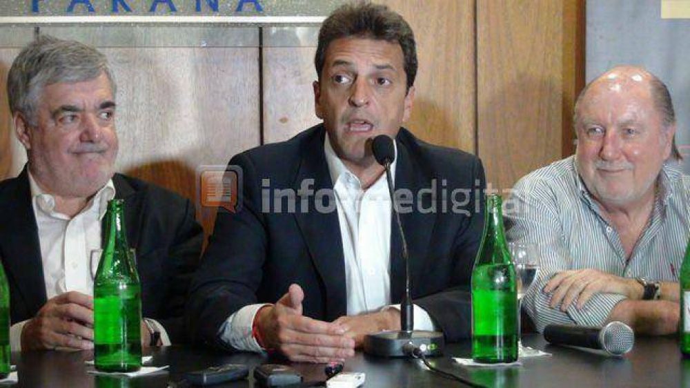 Impugnan a Busti por el sello de Massa	 