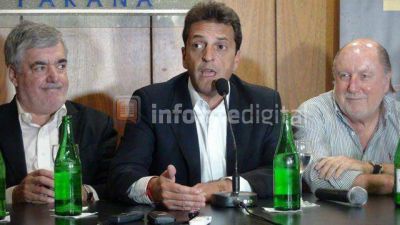 Impugnan a Busti por el sello de Massa	 