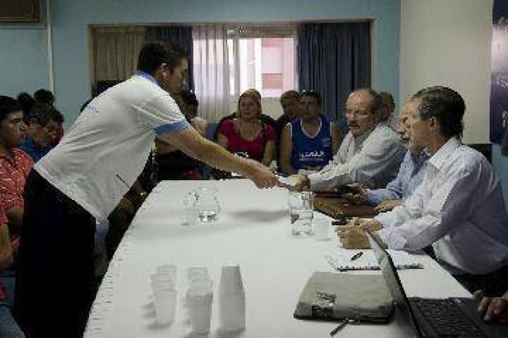 C�mo ser�n nuevos salarios de polic�as rionegrinos