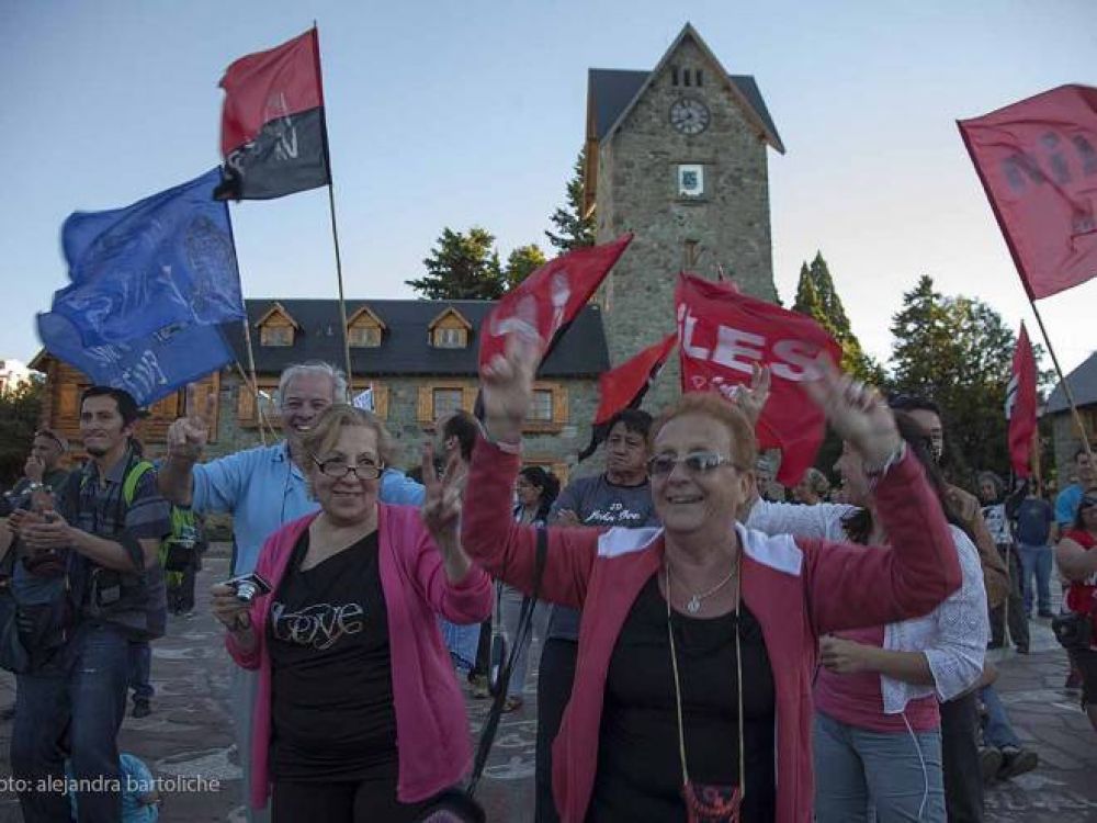 Bariloche tambin celebr el aniversario de la Democracia