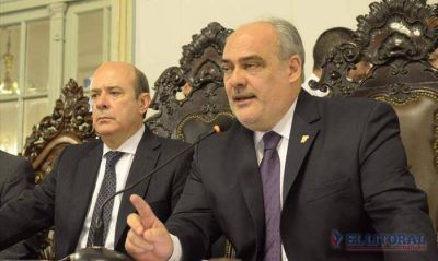 Colombi jur� por la profundizaci�n de un modelo sustentado en la previsibilidad